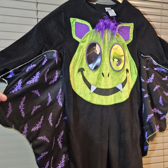 VGC 1 of 2 matching 2-3 yrs Halloween onesie costume, green, holographic eyes - Picture 11 of 11